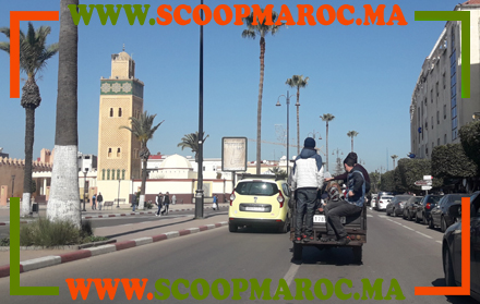 التريبورتور بسطات عربة بثلاثة عجلات نقل البضائع وسيلة نقل بديلة سيارات الأجرة الحافلات