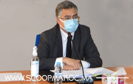 عادل بلعربي يترأس اجتماعا موسعا لتقييم عمل اللجنة الإقليمية واللجن المحلية للمراقبة بسطات