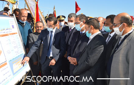 بالفيديو: عامل إقليم سطات يعزز البنية التحتية الطرقية عبر إعطاء انطلاقة أشغال بناء طريق إقليمية لفك العزلة