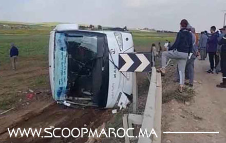 انقلاب حافلة لنقل المسافرين يرسل 35 مصاب من بينهم 7 حالات خطيرة إلى مستعجلات مستشفى الحسن الثاني بسطات