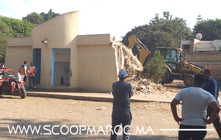 سطات: هدم مرحاض بالقوة العمومية يفتح نقاشا قانونيا حول شرعية التدخل