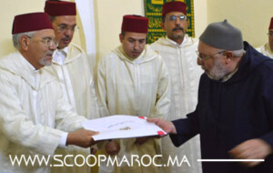 بحضور عامل إقليم سطات.. الحاجب الملكي يسلم هبة مولوية إلى شرفاء الولي الصالح سيدي لغنيمي 