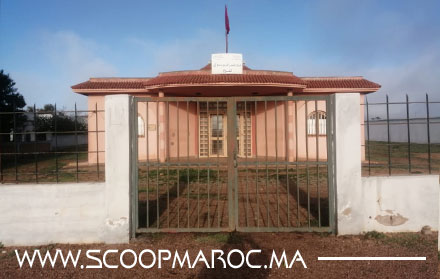 فعاليات حقوقية تطالب بجرعة أنسولين لإنعاش ما تبقى من المركز الصحي لجماعة الحوازة الذي تحول إلى بناية شبه مهجورة