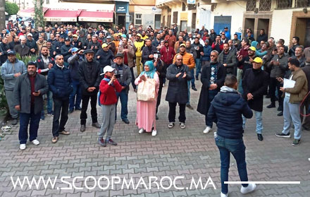 حناجر المحتجين تصدح بشعارات ضد الغلاء.. مسيرة تتحول إلى وقفة احتجاجية بسطات